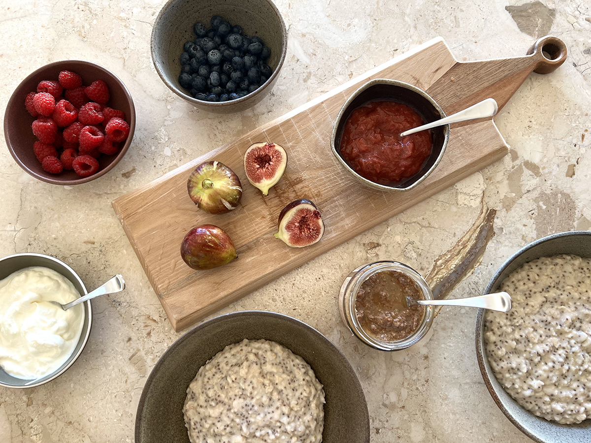 My Morning Porridge Oats with Chia Seeds, plus Delicious Toppings! Courtney Adamo